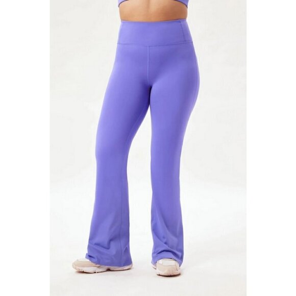 💕GIRLFRIEND COLLECTIVE💕 Compressive Flare Legging Wild Iris Purple Large L NWT - Picture 3 of 12